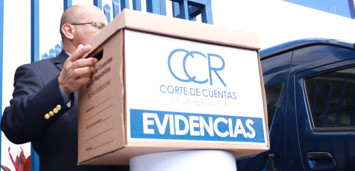 Corte de Cuentas presenta avisos a FGR por casos de corrupción en alcaldías