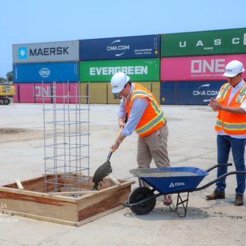 Gobierno del presidente Nayib Bukele coloca la primera piedra para la construcción de nueva bodega logística en el puerto de Acajutla
