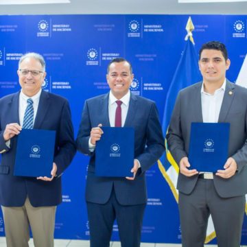 Hacienda y BID firman contrato de fondos para el Programa de Acceso a las MIPYME