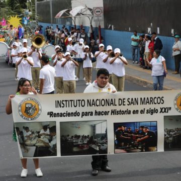 Instituto Nacional de San Marcos celebra con un desfile el Día Mundial del Medio Ambiente