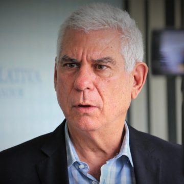 CSJ ordena enjuiciar a Rodolfo Parker por enriquecimiento ilícito