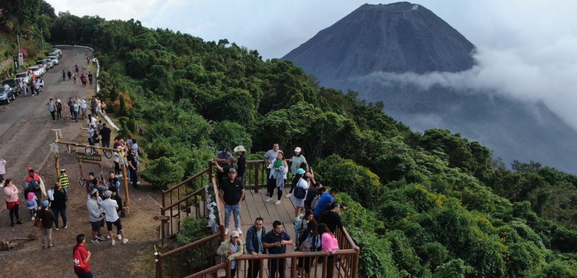 El turismo trabaja como eje fundamental en la economía de El Salvador