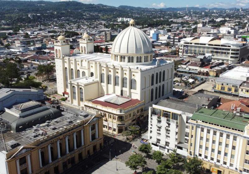 En el primer semestre de 2023, El Salvador refleja un repunte en actividad económica del 4.7%