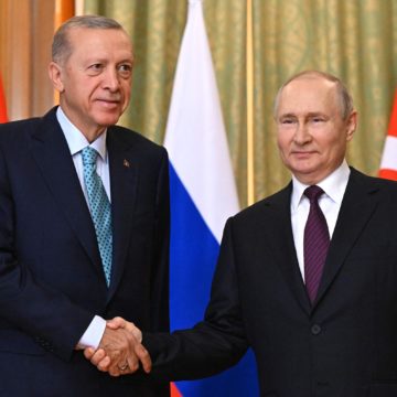 Presidente de Rusia y Turquía se reúnen para dialogar sobre el acuerdo del grano ucraniano