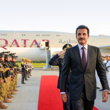 Emir de Qatar visita El Salvador para reunirse con el presidente Nayib Bukele y fortalecer los lazos de cooperación