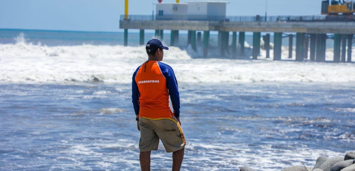 Se mantiene alerta verde a nivel nacional y alerta amarilla en la zona costera de El Salvador por lluvias