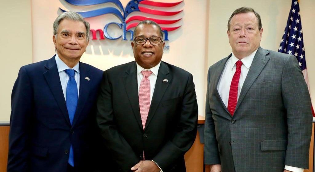 El Salvador y Estados Unidos refuerzan lazos comerciales y de inversión