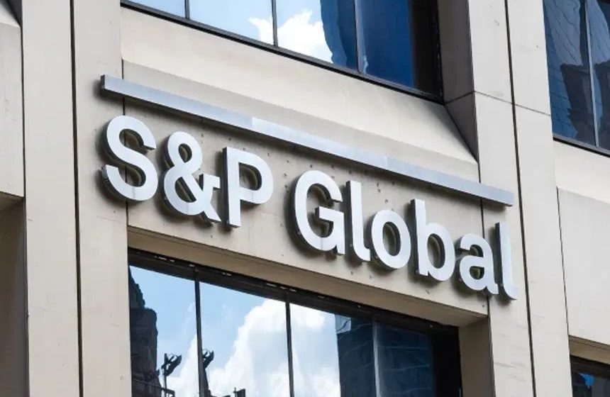 S&P Global Ratings mejora la nota crediticia de El Salvador