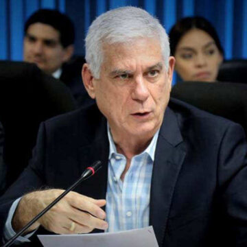 FGR juramenta perito contable en caso de corrupción contra Rodolfo Parker