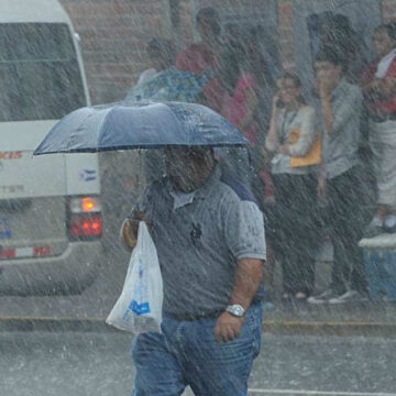 Sábado y domingo habrá lluvias tipo temporal confirmó el titular del MARN