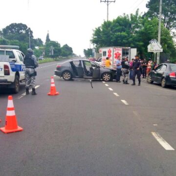Conductor fallece en accidente de tránsito en carretera a Sonsonate