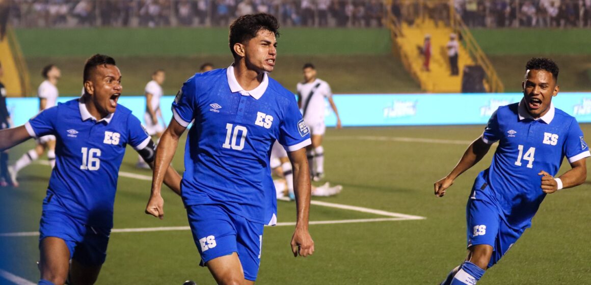 Histórico: El Salvador vuelve a ganar en Guatemala tras 25 años y lidera el Grupo A de las eliminatorias mundialistas
