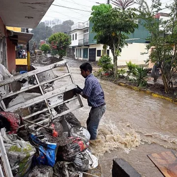 Lluvias torrenciales dejan al menos 64 muertos y decenas de desaparecidos en México