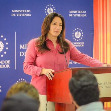 Entregan 183 lotes liberados a familias afectadas por la empresa Argoz