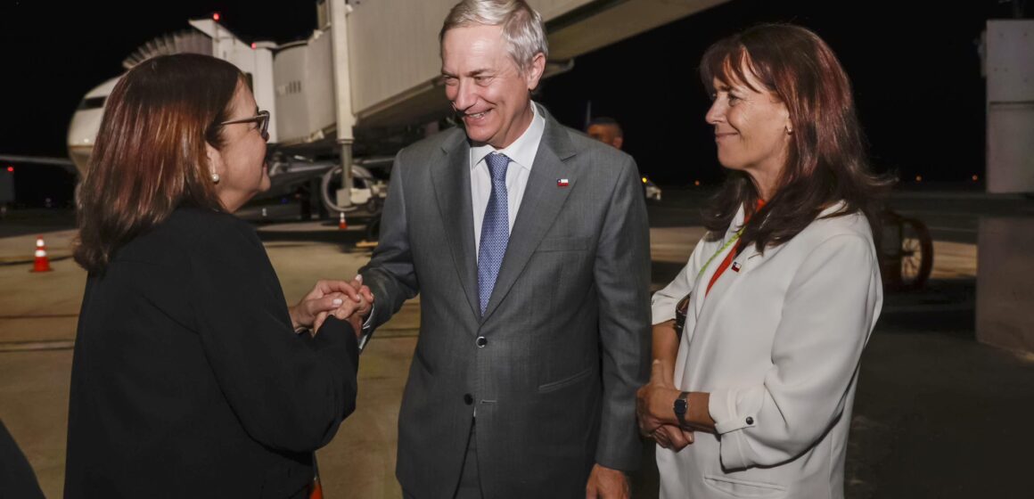 Presidente electo de Chile realiza visita oficial a El Salvador para fortalecer relaciones bilaterales