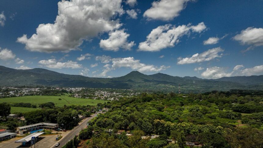 Probabilidad de lluvias para este lunes en cordillera y zona central del país