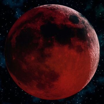 Las impresionantes imágenes que dejó la “Luna de sangre”
