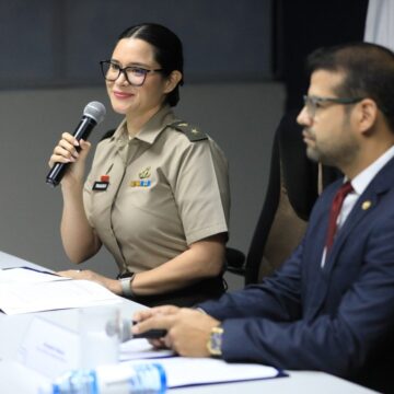 Educación y RNPN acercarán trámite del DUI a estudiantes en centros escolares y colegios