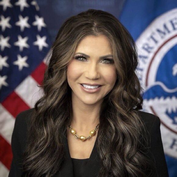 Trump despide a Kristi Noem como secretaria del Departamento de Seguridad Nacional