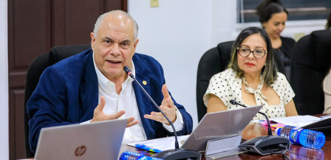 Impulsan reforma a ley para fortalecer a las micro y pequeñas empresas