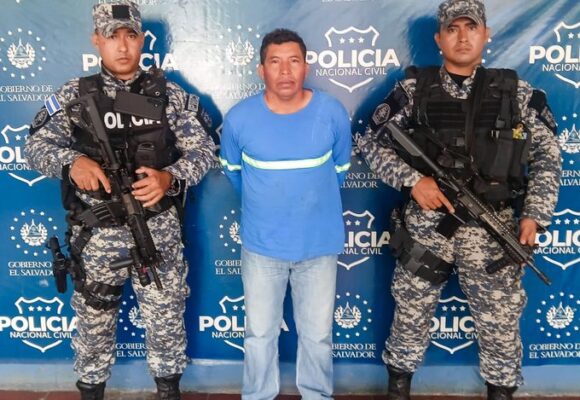 Capturan a pandillero la MS13 que intentaba ocultar sus tatuajes en Morazán