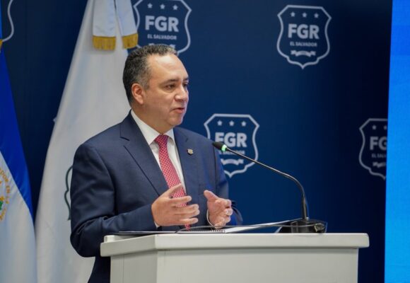 Fiscal General: dinero de pandillas está detrás de financiera Credicash